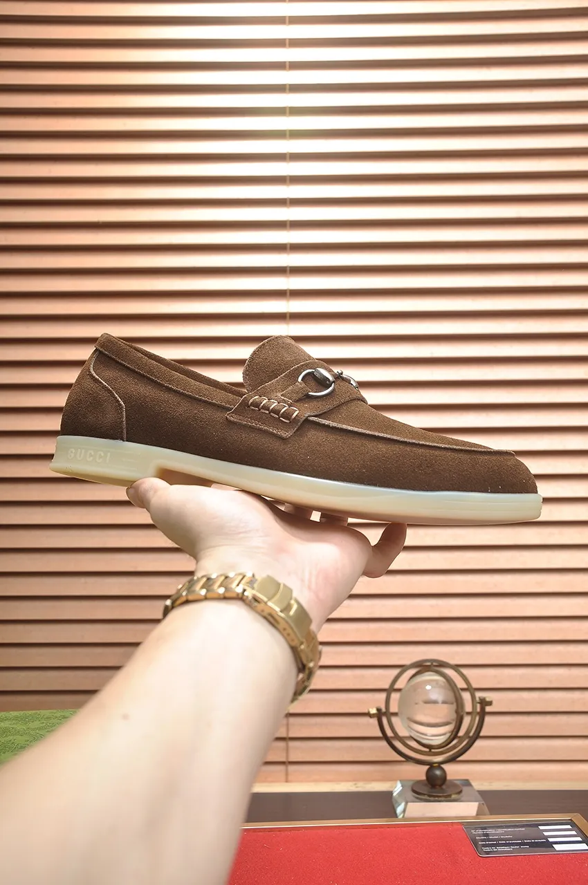 Men's shoes 💰440💶【GUCCI】 (High-end Niuli) New 🍀Gucci* - top version Gucci classic casual leather shoes! It is made of imported original cowhide and has a comfortable first layer of cowhide lining! Original wear-resistant rubber outsole! High quality products! Code number 38-44!